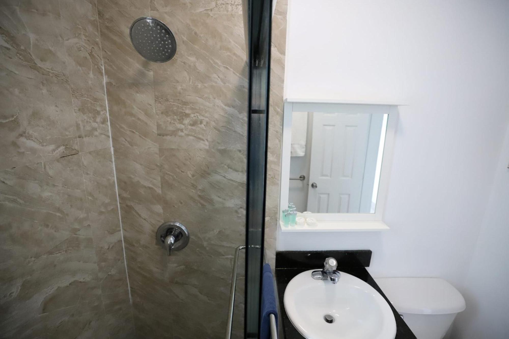 2 Bedroom Apartment 3 Minute Walk To South Beach & Ocean Drive Miami Beach Exterior foto